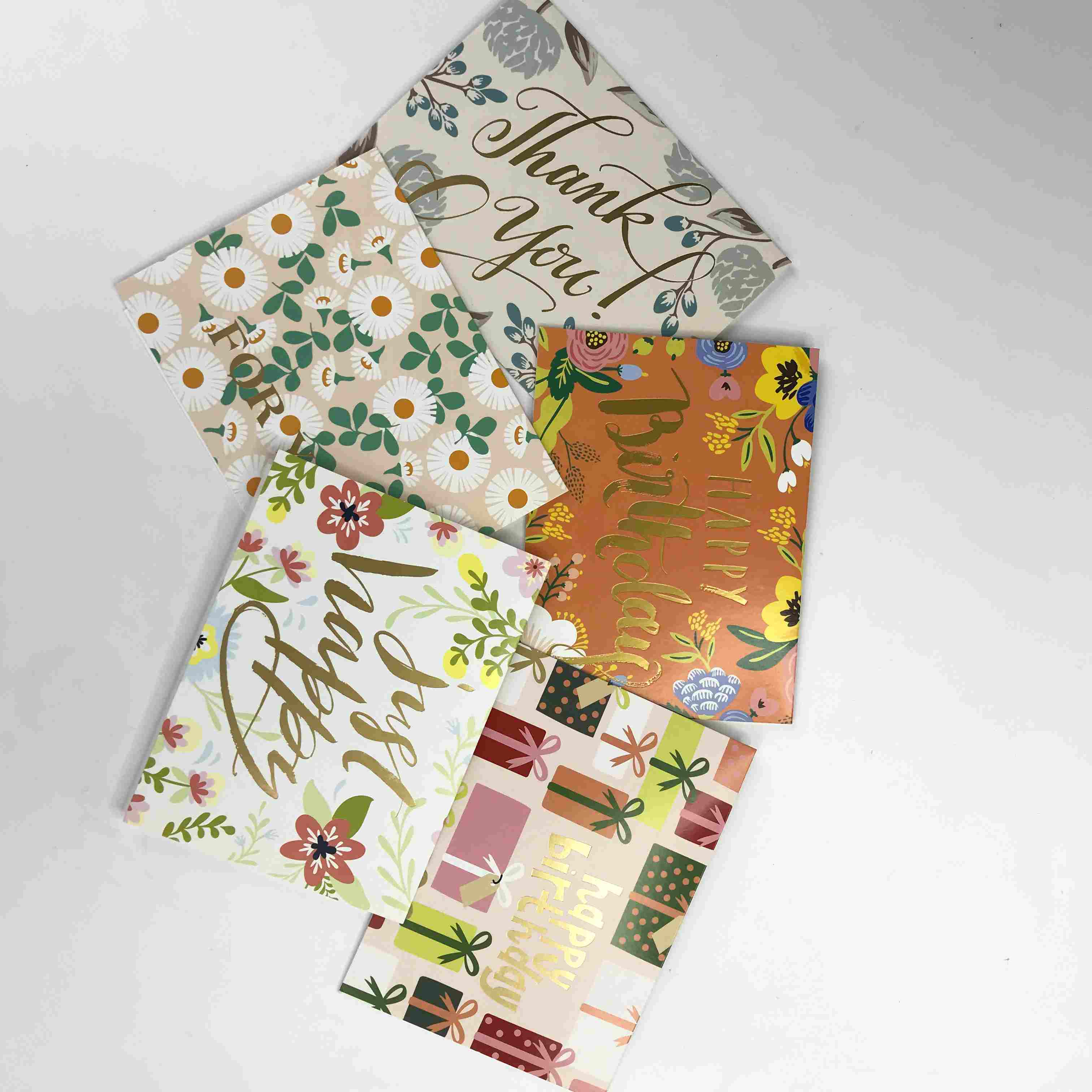 Documento de la tarjeta sobre: ​​eleva tu experiencia de comunicación e impresión